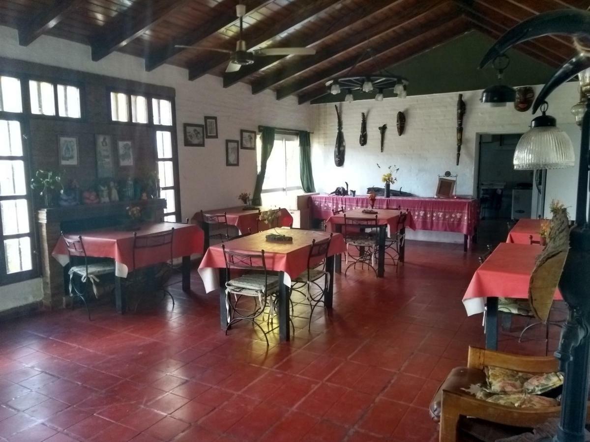 Hostería Niemanu Paso de la Patria Exterior foto